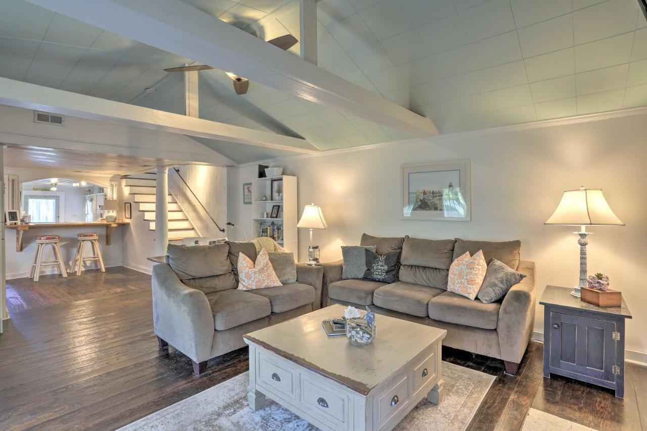 Coastal, Walkable Home In Historic Southport! Ngoại thất bức ảnh
