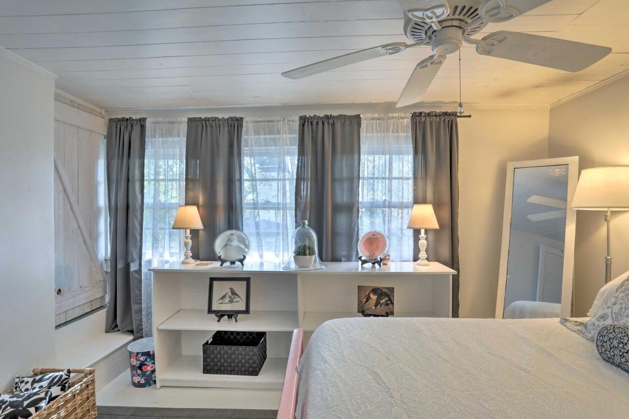 Coastal, Walkable Home In Historic Southport! Ngoại thất bức ảnh